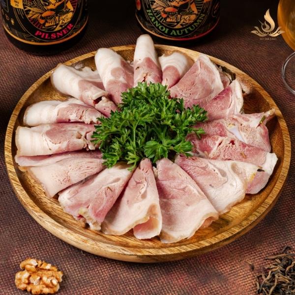 Chân Giò Xông Trà