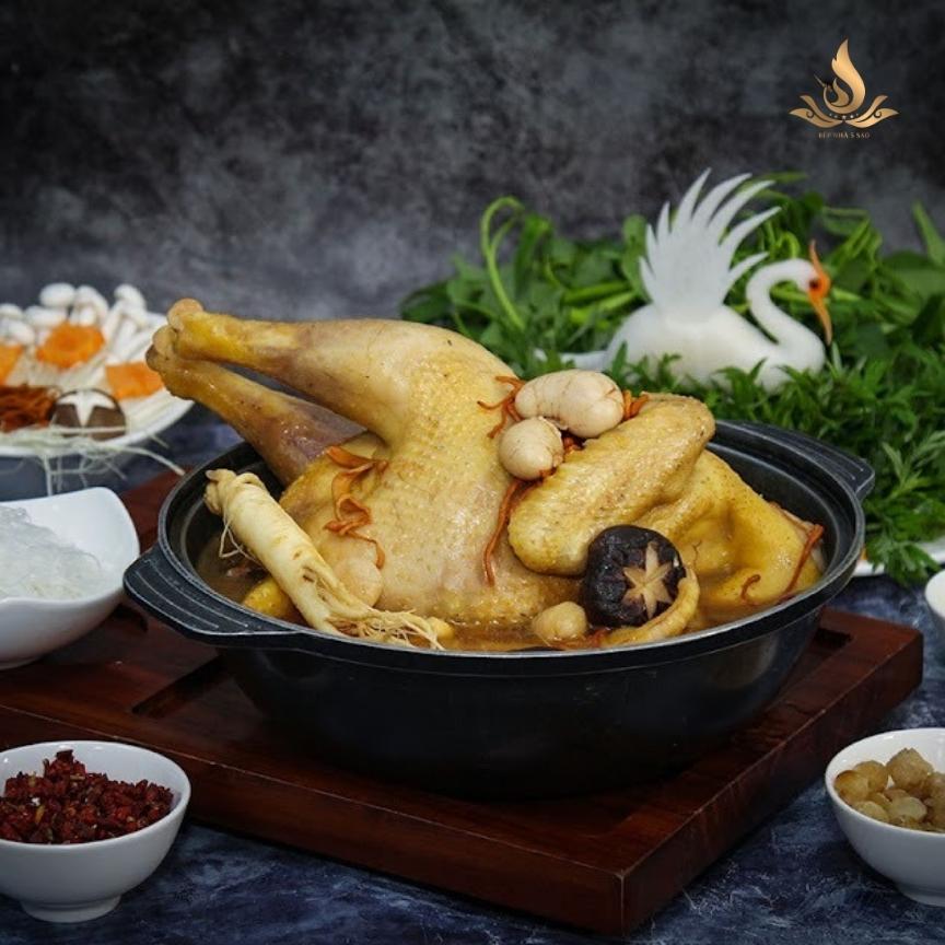 Lẩu Gà Tiến Vua Tiềm Sâm
