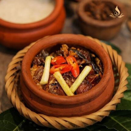 Cá Lăng Sông Đà Kho Lá Trà Cổ Thụ