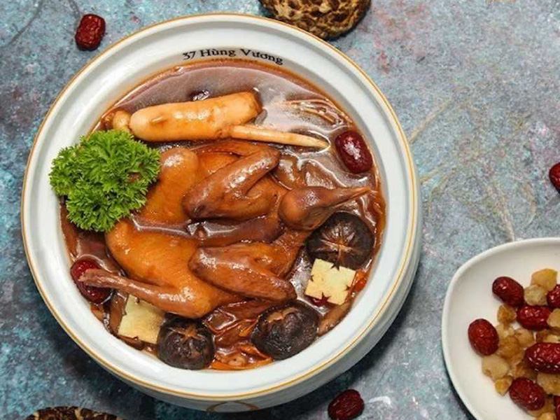 Tổ Yến tiềm chim Bắc Cô