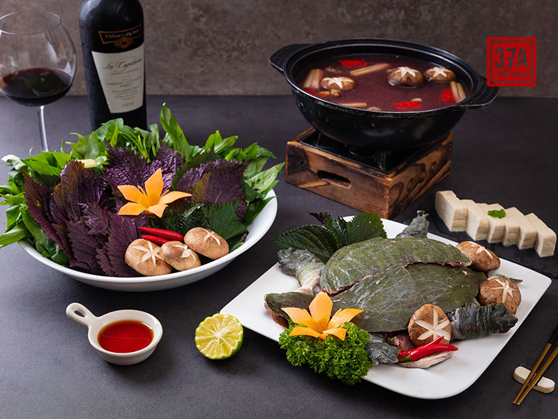 Lẩu ba ba tuyệt đỉnh âm dương